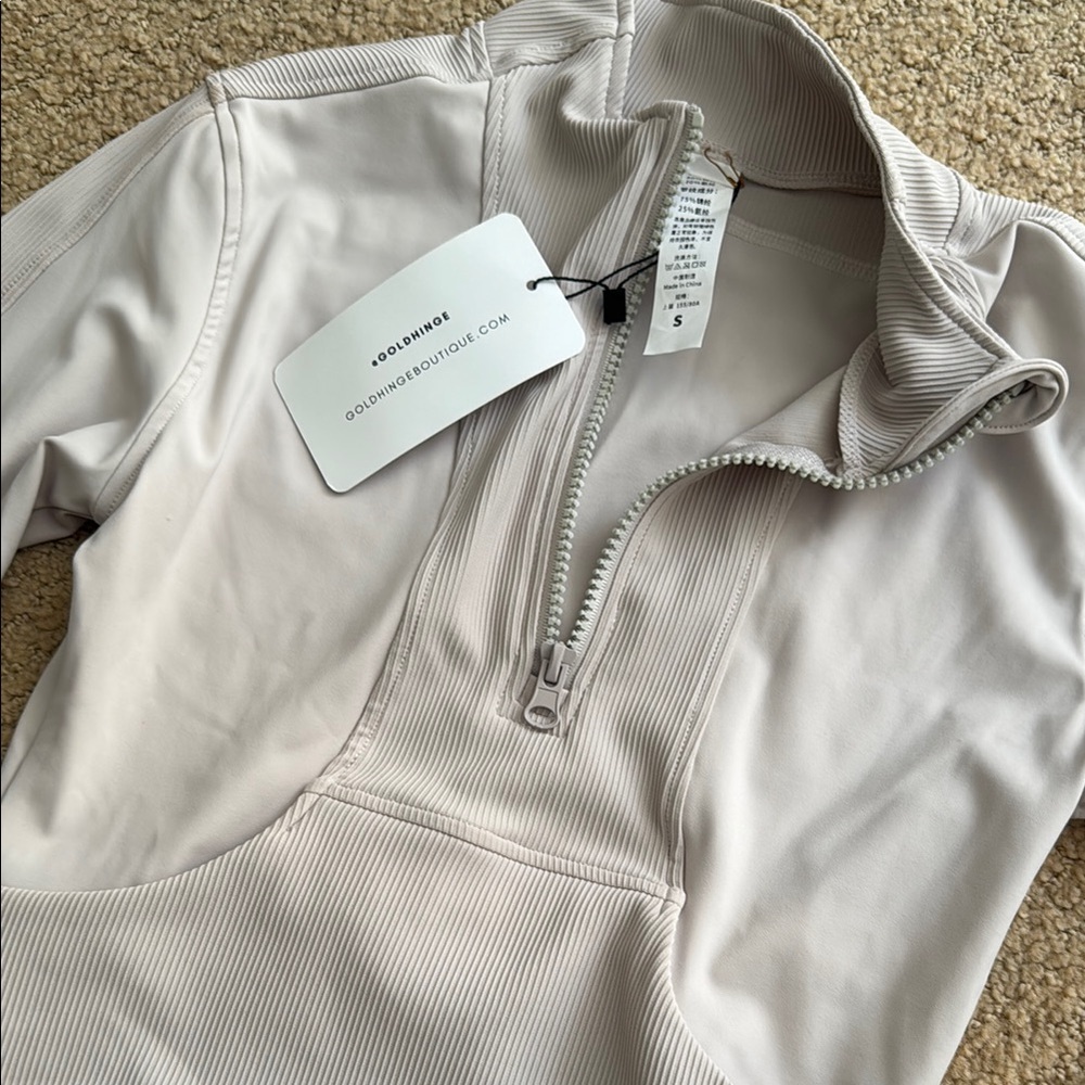 Stone Ribbed Quarter-Zip - Picture 3 of 6